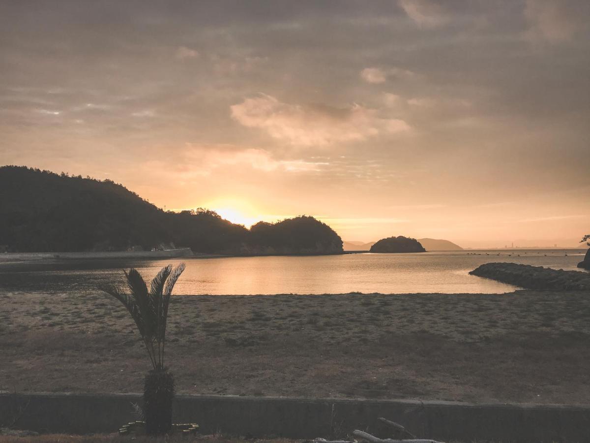 Sana Mane Hotell Naoshima Exteriör bild